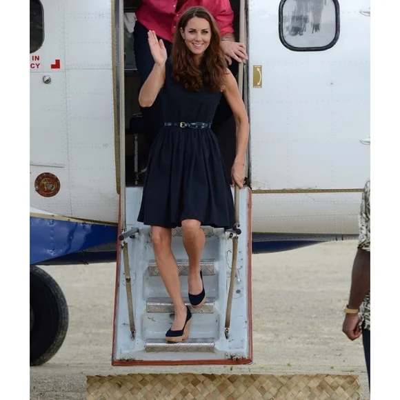 STUART WEITZMAN Suede Corkswoon Wedges-7.5 - Picture 10 of 15